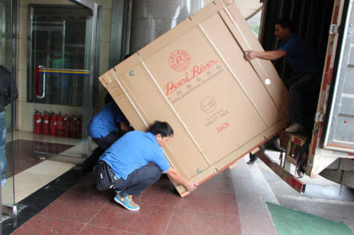 梁子湖钢琴贵重工艺品无忧运